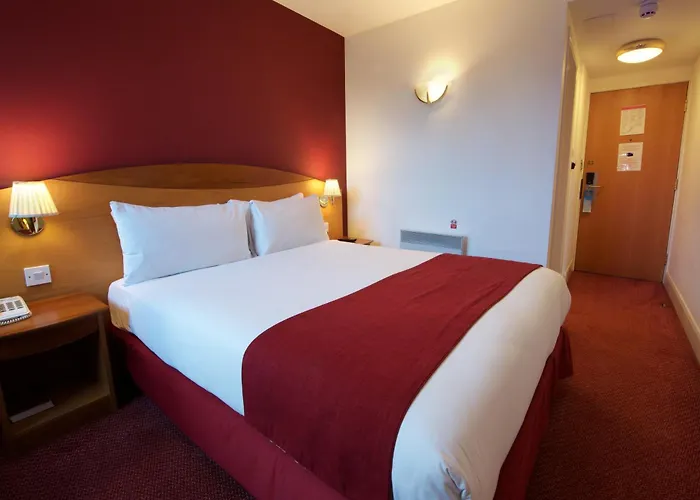 Waterloo Hub Hotel And Suites